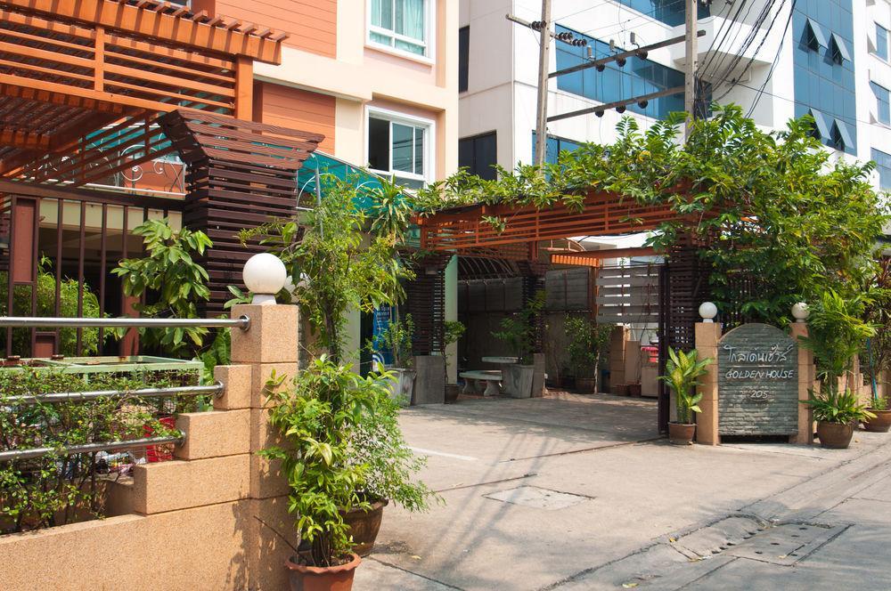 Motel Golden House @ On-Nut Station Bangkok Exteriér fotografie