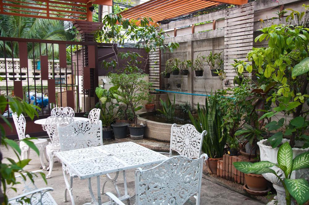 Motel Golden House @ On-Nut Station Bangkok Exteriér fotografie